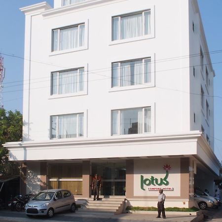 Lotus Comfort - A Pondy Hotel Puducherry Buitenkant foto